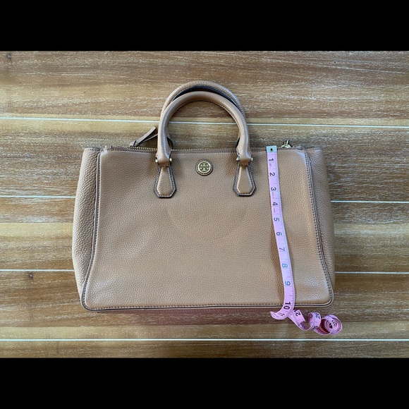 Tory Burch Robinson Pebbled Multi Tote - Picture 10 of 16